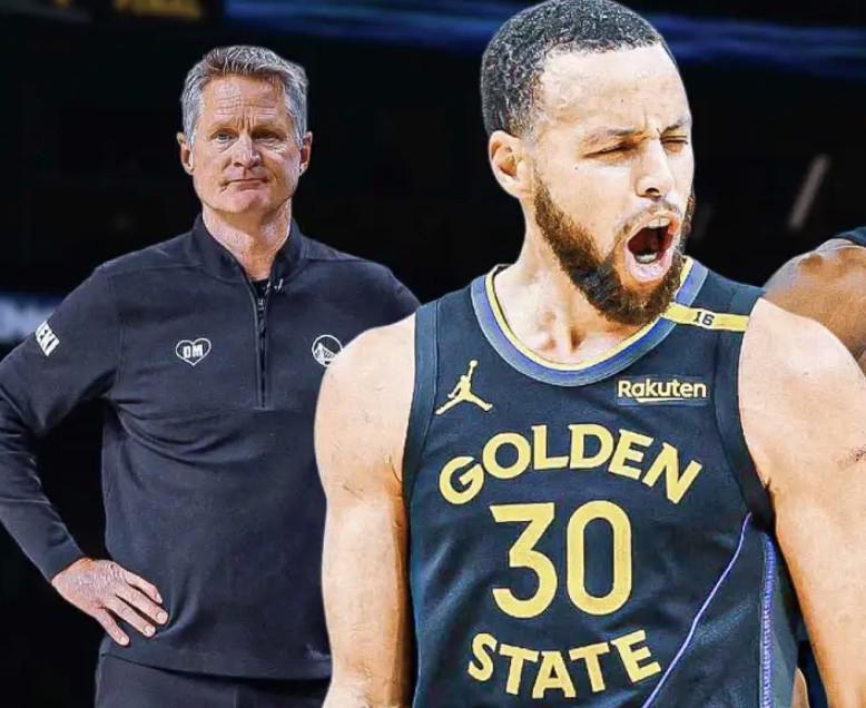 爱游戏平台体验-记者：勇士面临是否让库里在剩余常规赛比赛里复出的难题